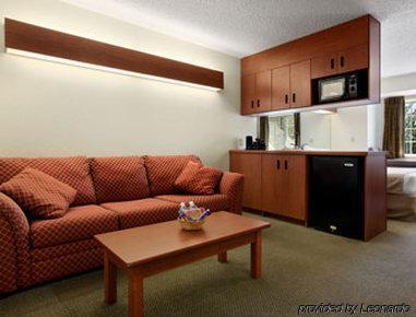 Microtel Inn & Suites By Wyndham Cherokee Quarto foto